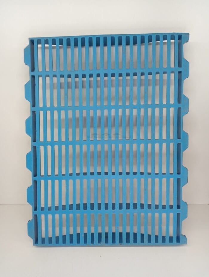 Plastic slatted piglet 61 x 45 light Blue other